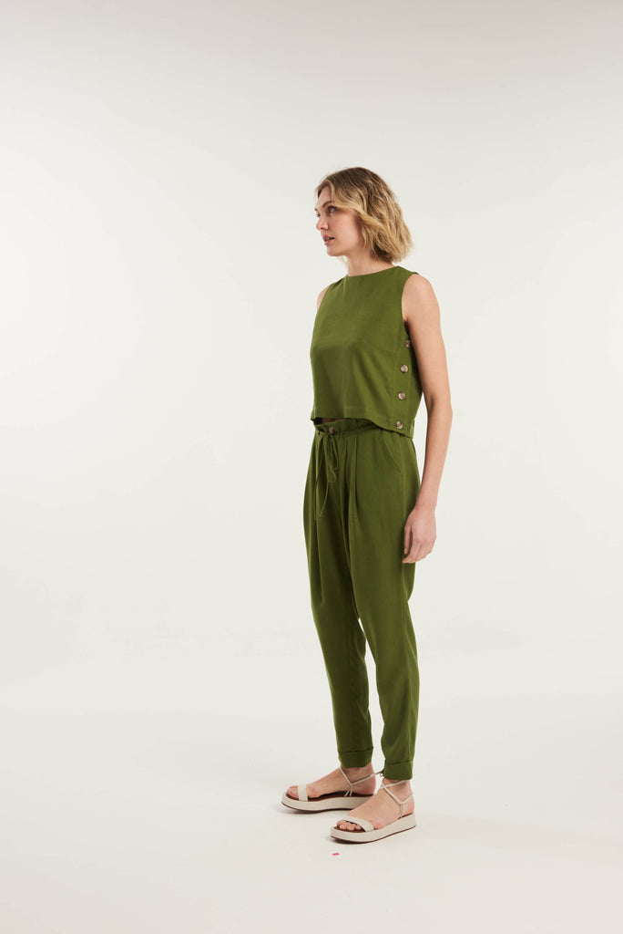 Anne Island Side Button Sleeveless Top - MyBasic-BR Connection Limited
