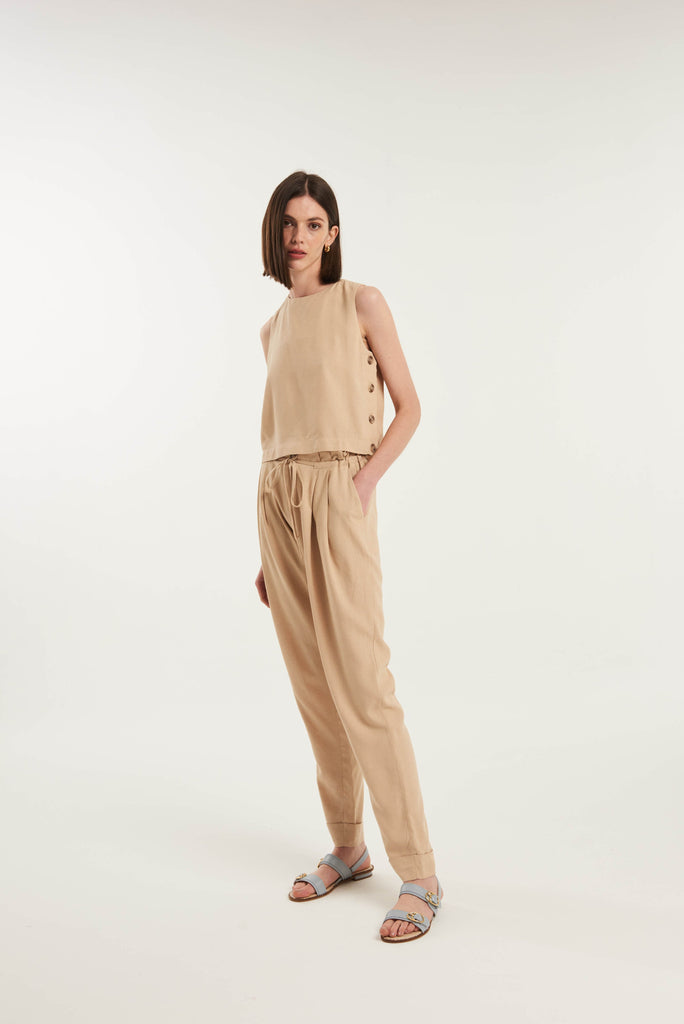 Anne Island Side Button Sleeveless Top - MyBasic-BR Connection Limited