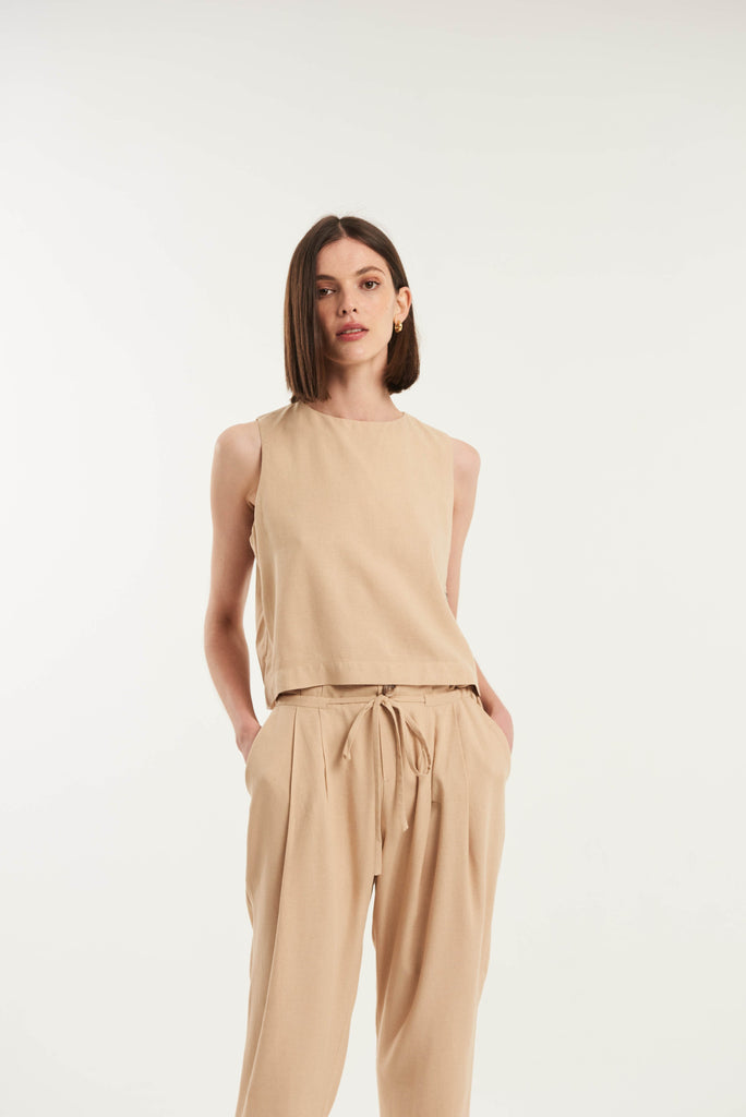 Anne Island Side Button Sleeveless Top - MyBasic-BR Connection Limited